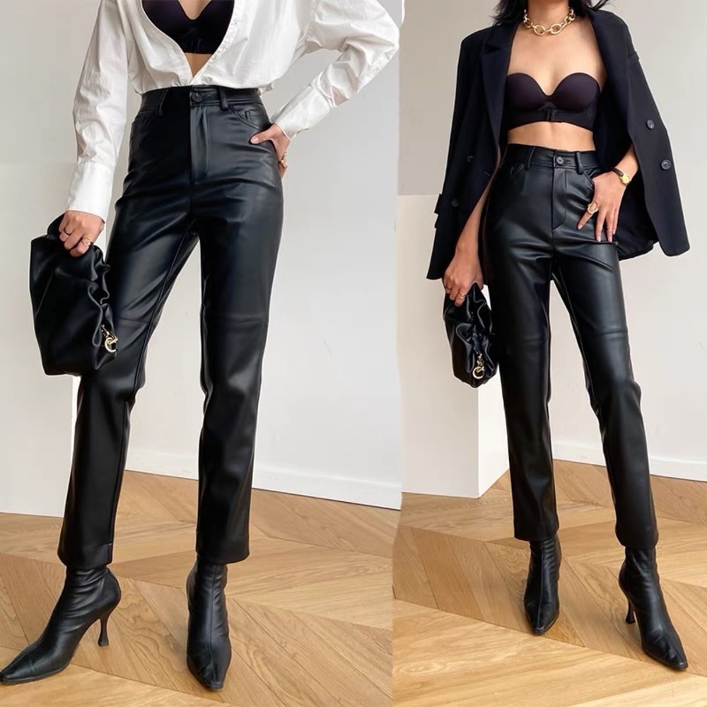 High-waisted black leather pant NEW WITH TAG